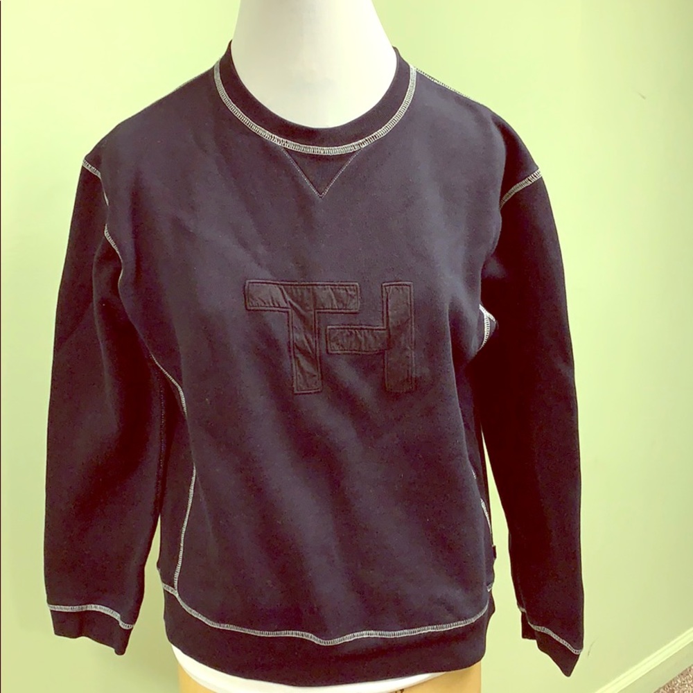 🆕 TOMMY HILFIGER sweatshirt with “TH” design